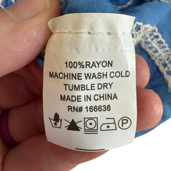 Kindred Floral Embroidered Top Blue L Bohemian Hippie Whimsy Indie Granolagirl - Picture 8 of 11